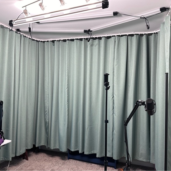 Green Room Divider Curtains 120 X 84 New - Picture 1 of 9